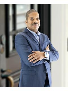Calvin Watford of CENTURY 21 New Millennium photo