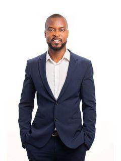 Derrick Asante of CENTURY 21 XSELL REALTY photo