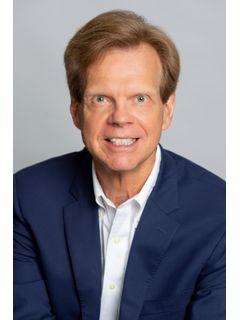 Davis Yohe of CENTURY 21 Bridgeway Realty photo