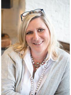 Sarah Stovall of CENTURY 21 Results photo