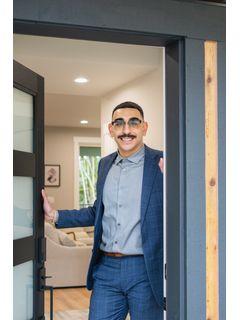 Devin Gordon of CENTURY 21 North Homes Realty photo