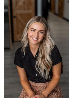 Courtney Rueber of CENTURY 21 Signature Real Estate photo