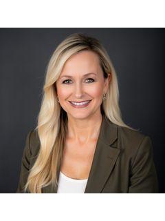 Kimberly Tetrick of CENTURY 21 Full Service Realty photo