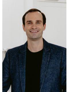 Collin Bray of CENTURY 21 Cityside photo