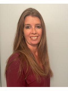 Danielle Khairzada of CENTURY 21 Town & Country Realty photo