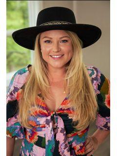 Marisa Bidgood of CENTURY 21 Platinum Properties photo