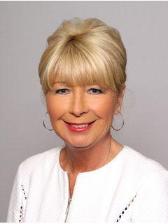 Jan Hauck of CENTURY 21 Signature Realty photo