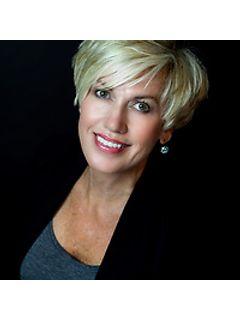 Melody Holt of CENTURY 21 Premier photo