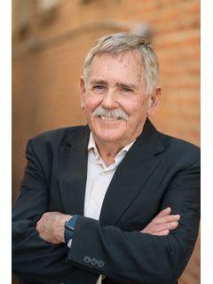 Gary Gracia of CENTURY 21 Masters photo