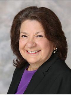 Patricia Wojtyszyn of CENTURY 21 Crest Real Estate, Inc. photo