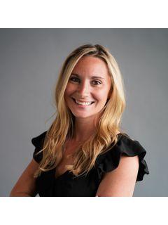 Emma Gunn of CENTURY 21 Farm & Forest photo