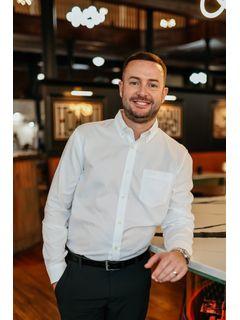 Colin Brady of CENTURY 21 A Select Group photo