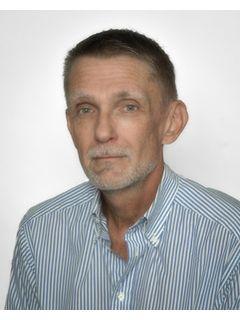 Jim Demarest of CENTURY 21 Hansen Realty photo