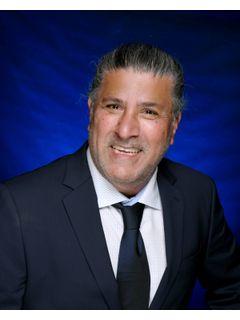 Rais Usman of CENTURY 21 Results photo