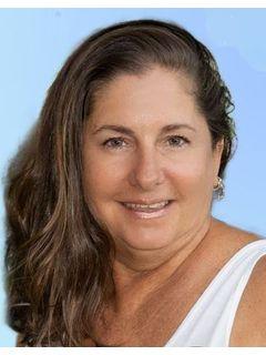 Lisa Aprea of CENTURY 21 Lake & Land Myers Realty photo