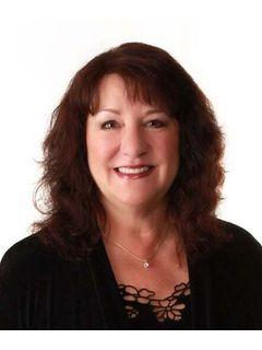 Gayleen Eberhart of CENTURY 21 Signature Realty photo