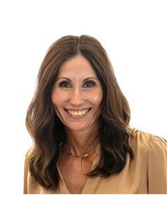 Angie Cole of CENTURY 21 Judge Fite Company photo