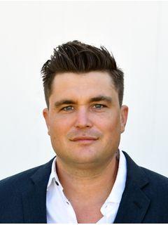 Joseph DiVello of CENTURY 21 Albertson Realty photo