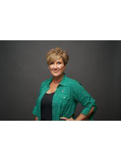 Kelly Griebel of CENTURY 21 Realty Solutions photo