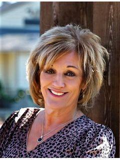 Debbie Thomas of CENTURY 21 David Stevens Inc. photo