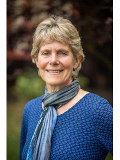 Jeanine Cardiff of CENTURY 21 Real Estate Center photo