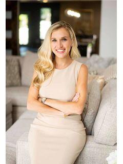 Katie Wright of CENTURY 21 Limitless photo