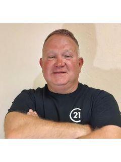 Matt Elliott of CENTURY 21 Lake & Land Myers Realty photo