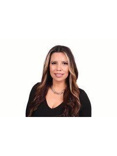 Gracie Pinkerton of CENTURY 21 Judge Fite Company photo