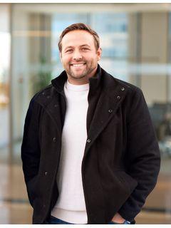 Jake Bell of CENTURY 21 BELLORA photo