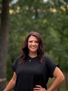 Alicia Case of CENTURY 21 Glover Town & Country photo