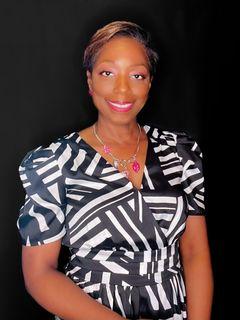 Lena Hunter of CENTURY 21 Signature Realty photo