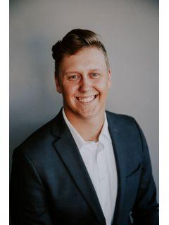 Brayden Broecker of CENTURY 21 Aspire Group photo