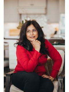 Sailaja Bandyopadhyay of CENTURY 21 Western Realty photo