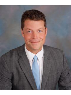 Mark Lowe of CENTURY 21 Gold photo