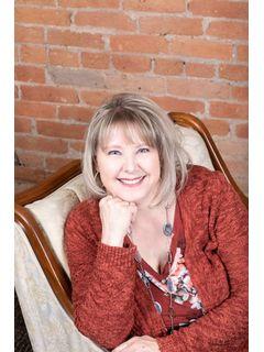 Ann Staley of CENTURY 21 Elevated Real Estate photo