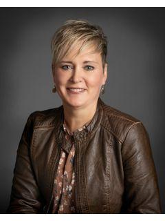 Toni Vetter of CENTURY 21 Morrison Realty photo