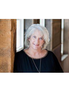 Michelle Klippert of CENTURY 21 Elevated Real Estate photo