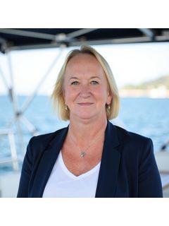 Vicki Adams of CENTURY 21 Triton Realty photo