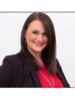 Kelly Denney of CENTURY 21 Parker & Scroggins Realty photo