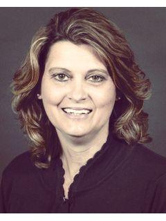 Dee Moore of CENTURY 21 Legacy photo
