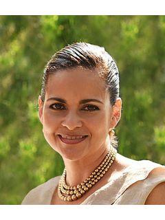 Patricia Wedding of CENTURY 21 Selling Paradise photo