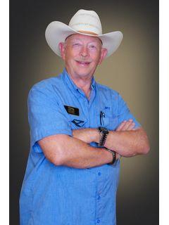 Joe Colten of CENTURY 21 Johnston Company photo