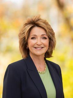 Ruth DiPietrantonio of CENTURY 21 Custom Home Realty photo