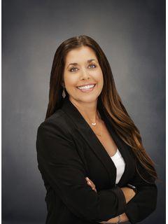 Theresa Eads of CENTURY 21 Lifetime Realty photo