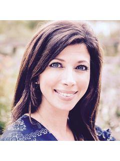 Jennifer Amelio of CENTURY 21 Circle photo