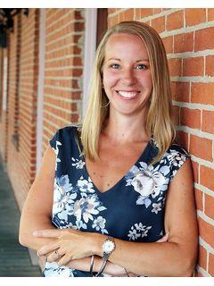 Erica Jacobsen of CENTURY 21 AllPoints Realty photo