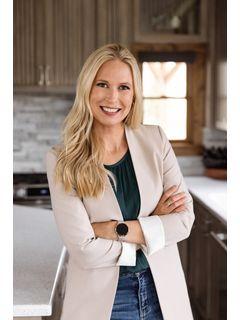 Naomi Keney of CENTURY 21 Morrison Realty photo