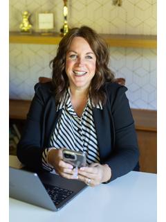 Peg Finzel of CENTURY 21 Elite photo