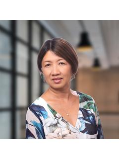 Ling Bunch of CENTURY 21 Community photo