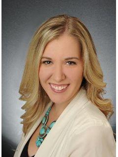 Arielle Peterson of CENTURY 21 Select Real Estate, Inc. photo